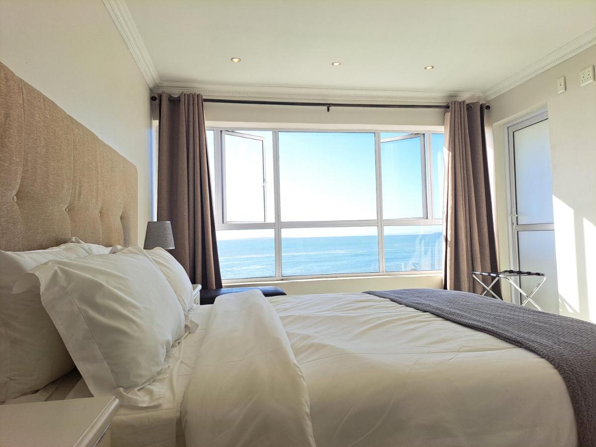 3 Bedroom Sea Facing Family Apartment Cape Town Moullie Point Cidade Do Cabo Exterior foto