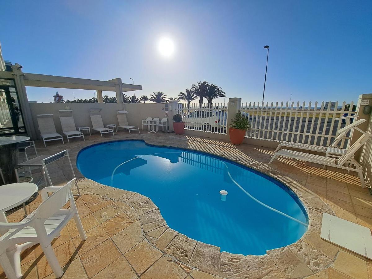 3 Bedroom Sea Facing Family Apartment Cape Town Moullie Point Cidade Do Cabo Exterior foto