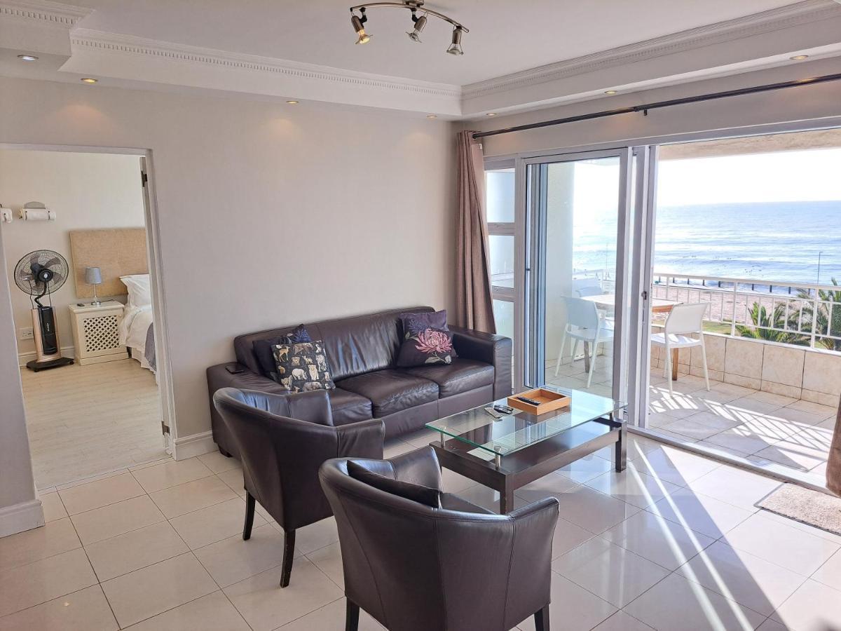 3 Bedroom Sea Facing Family Apartment Cape Town Moullie Point Cidade Do Cabo Exterior foto