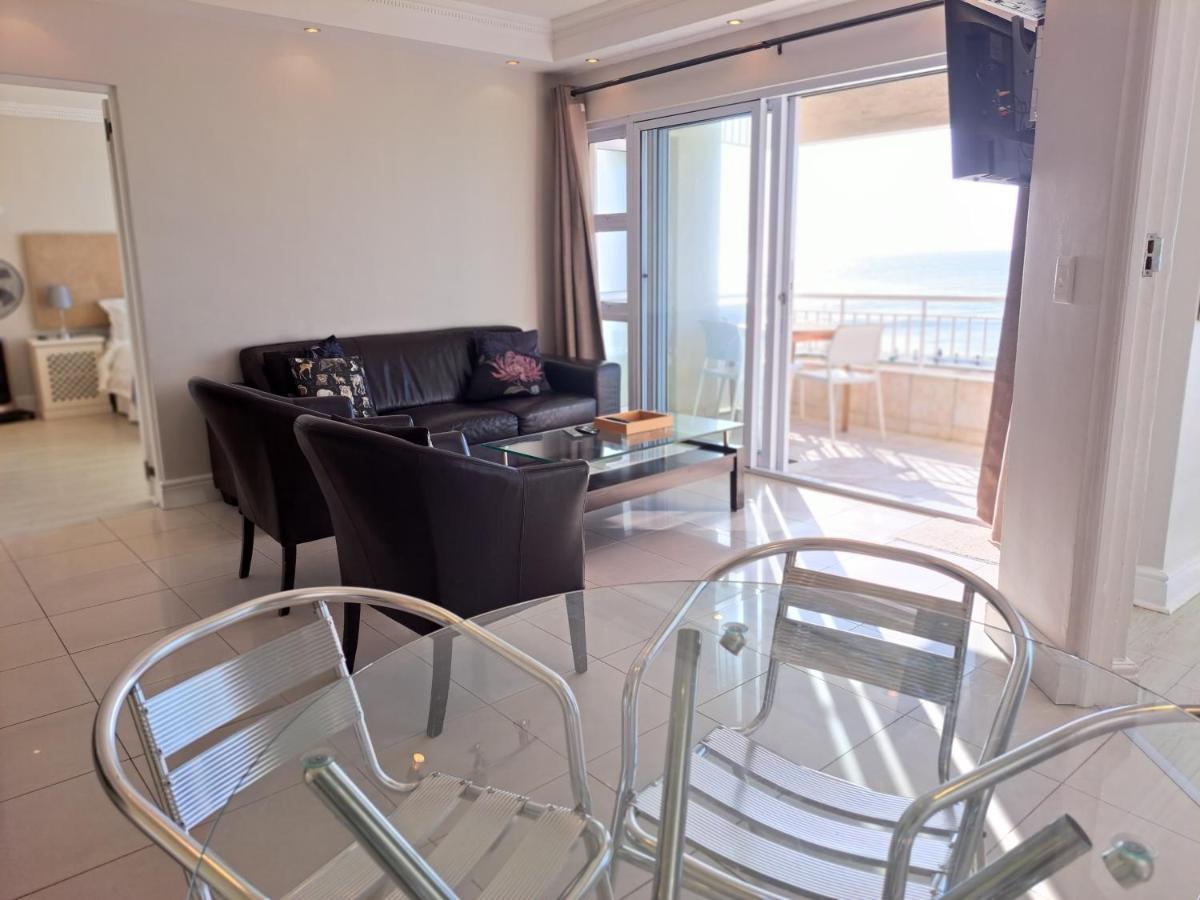 3 Bedroom Sea Facing Family Apartment Cape Town Moullie Point Cidade Do Cabo Exterior foto