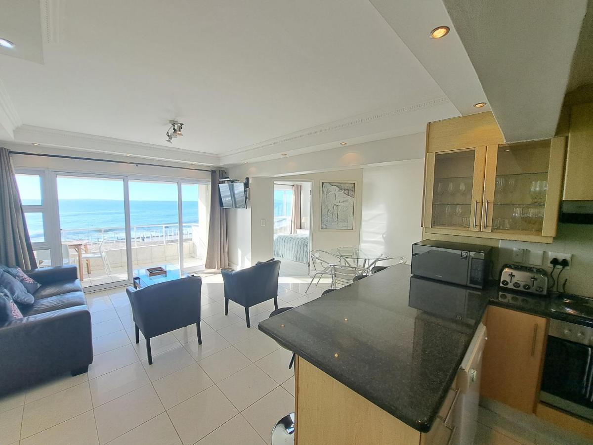 3 Bedroom Sea Facing Family Apartment Cape Town Moullie Point Cidade Do Cabo Exterior foto