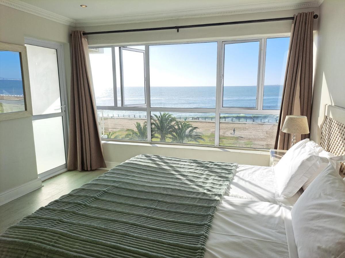 3 Bedroom Sea Facing Family Apartment Cape Town Moullie Point Cidade Do Cabo Exterior foto